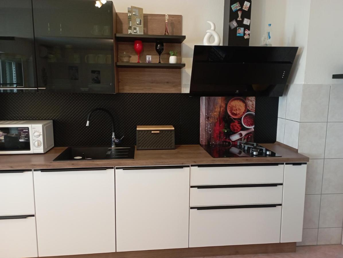 Family Time Apartment สปลิท ภายนอก รูปภาพ